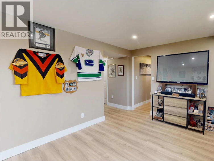 4737 Sussnee Road, 100 Mile House, BC, V0K 2Z0 - 36