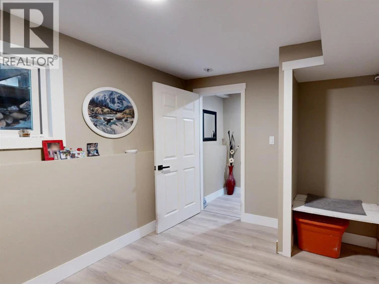 4737 Sussnee Road, 100 Mile House, BC, V0K 2Z0 - 38