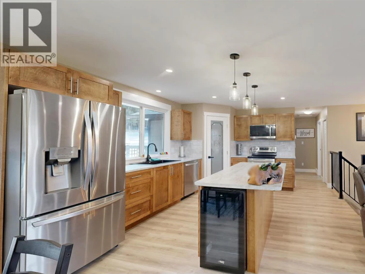 4737 Sussnee Road, 100 Mile House, BC, V0K 2Z0 - 17