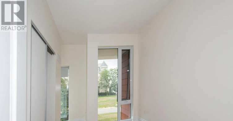 TH 118-90 Stadium Road, Toronto, ON, M5V 3W5 - 11