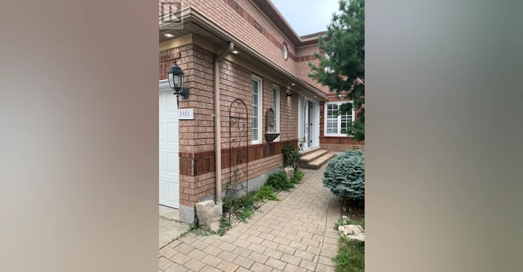 BSMT-5951 Mersey Street, Mississauga, ON, L5V 1W1