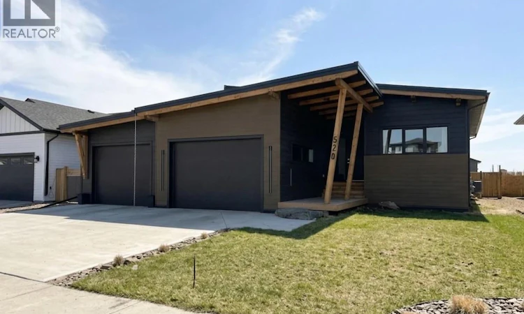 520 16th Avenue