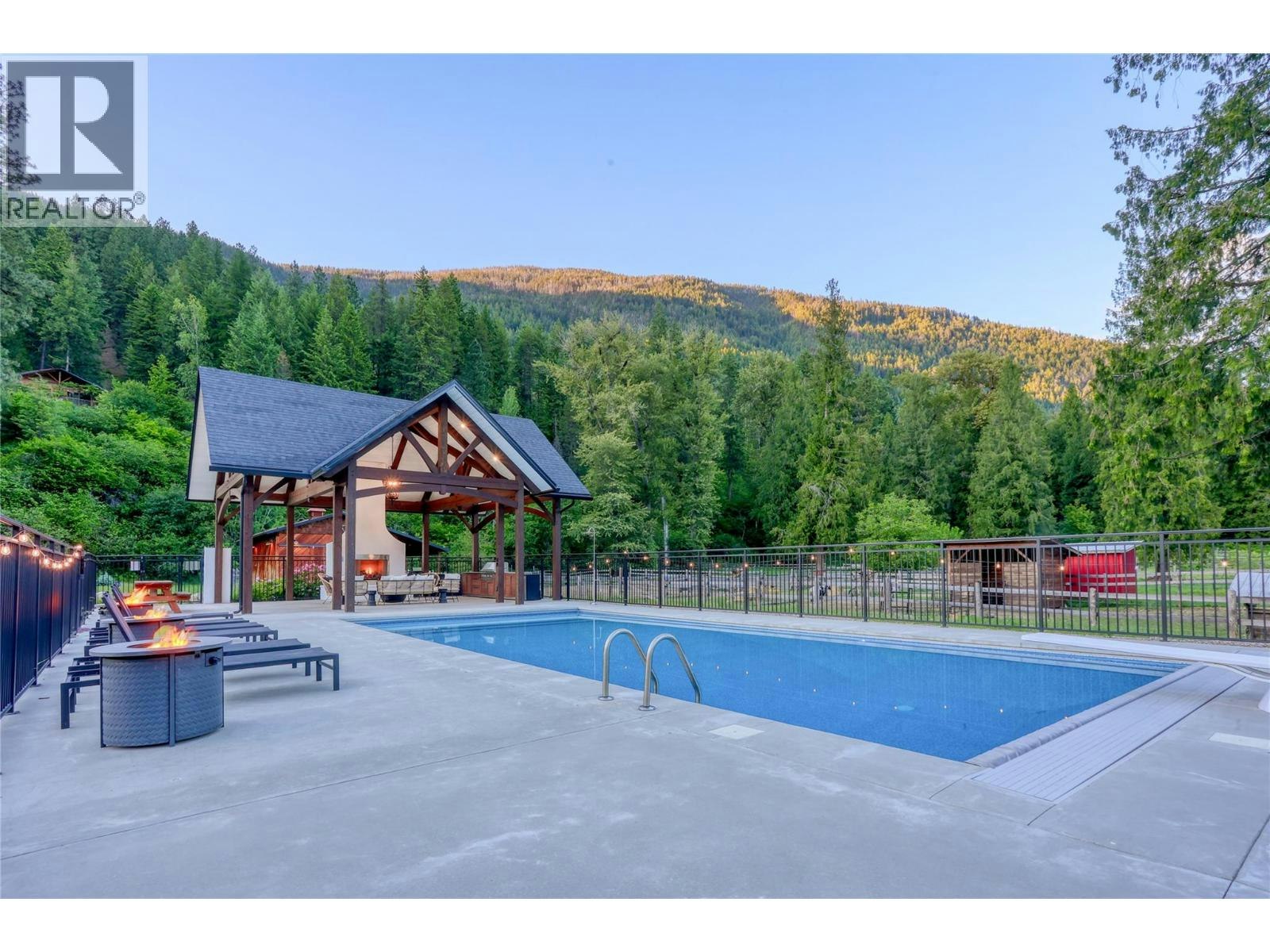 3290 Little Slocan South Road, Winlaw, BC, V0G 2J0