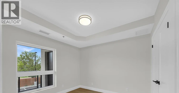 1-11646 Tecumseh Road East, Windsor, ON, N8N 1L7 - 11