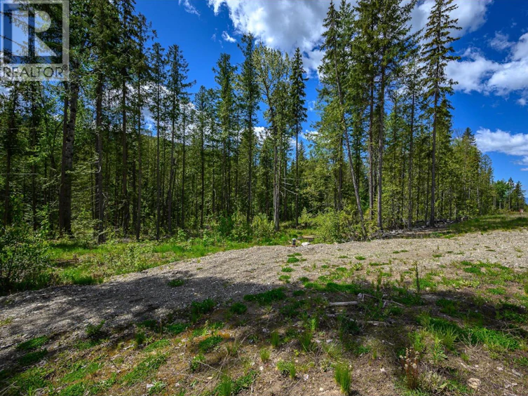 8276 Lincoln Road, Vernon, BC, V1B 3M8