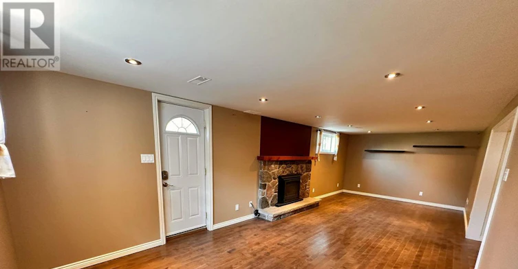 404 Trent Street W, Whitby, ON, L1N 1M5 - 10