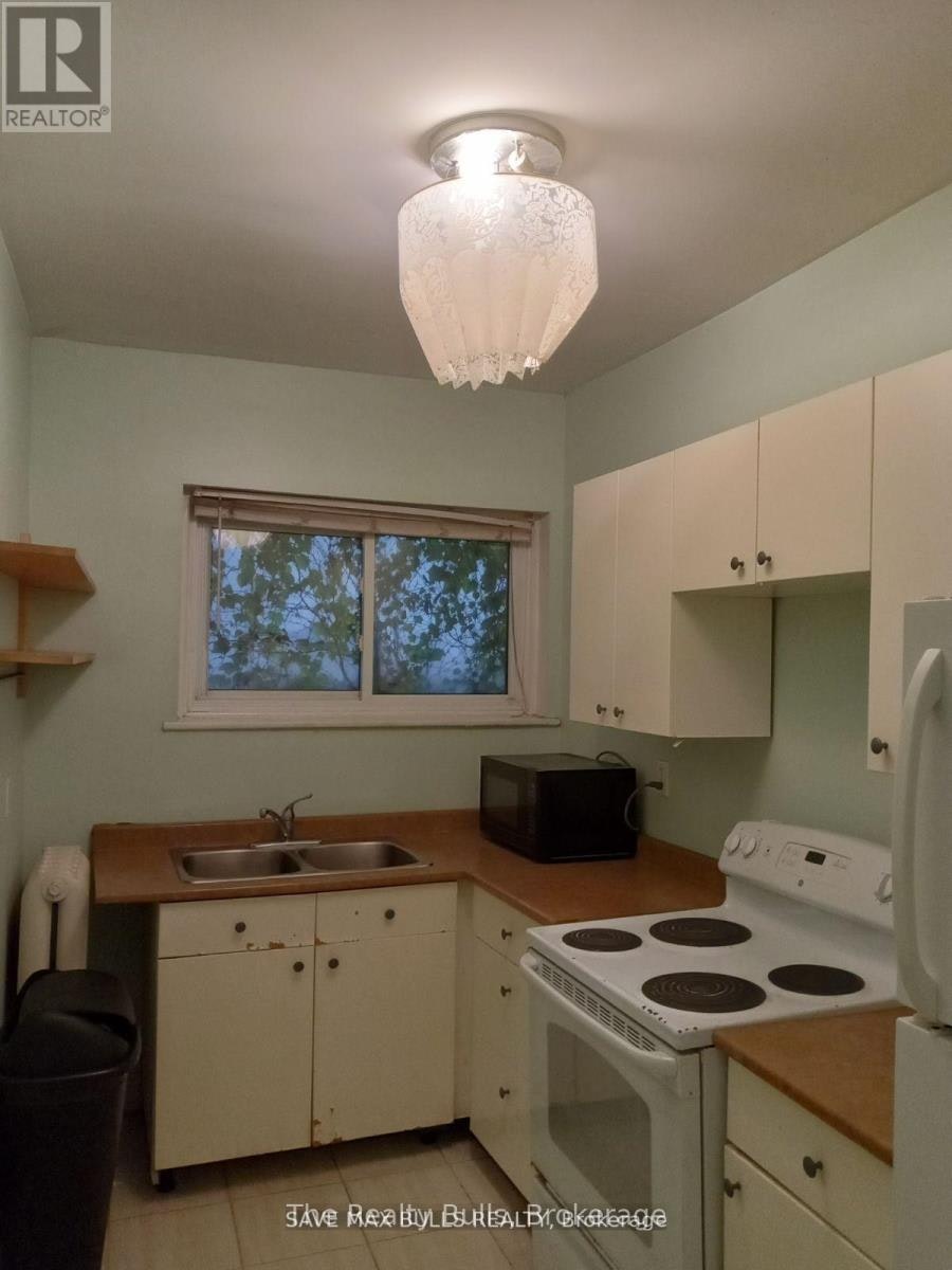 3-285 King Street W, Hamilton, ON, L8P 1B2 - 2