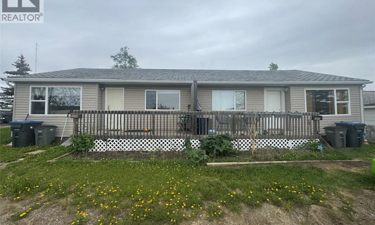 9008/9010 8 Street