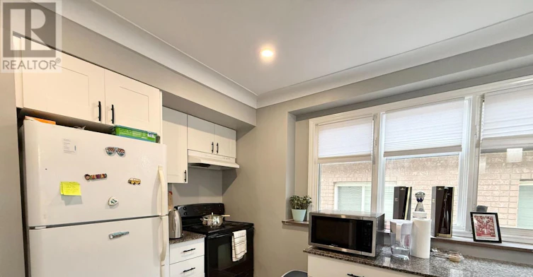 1102 Langlois Ave Avenue, Windsor, ON, N9A 2H5 - 6