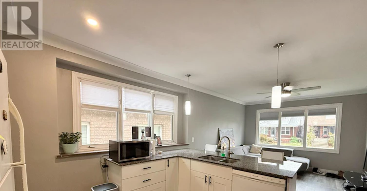 1102 Langlois Ave Avenue, Windsor, ON, N9A 2H5 - 11