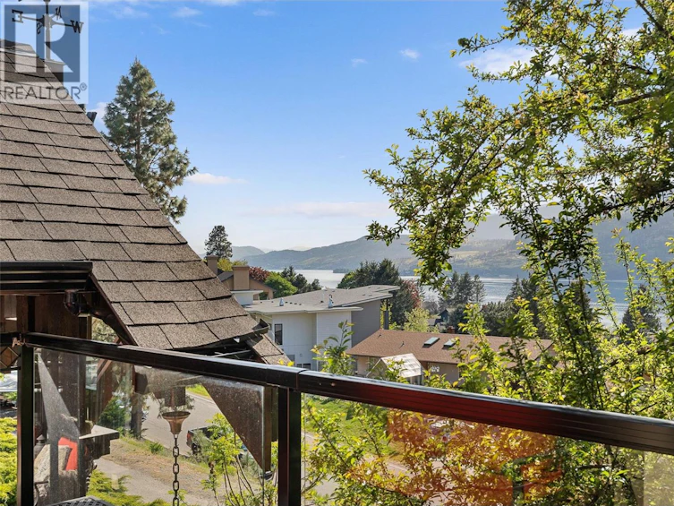 2165 Paly Road, Kelowna, BC, V1V 2B9 - 36