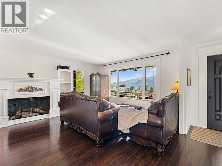 2165 Paly Road, Kelowna, BC, V1V 2B9 - 8
