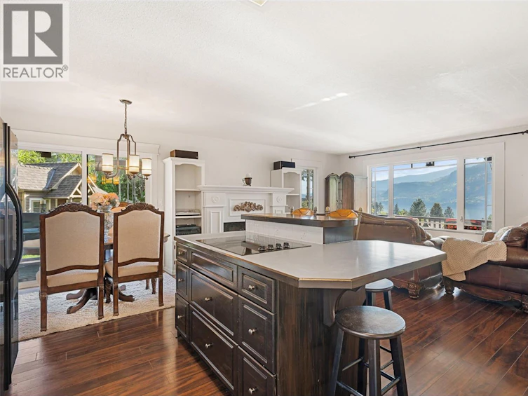 2165 Paly Road, Kelowna, BC, V1V 2B9 - 14