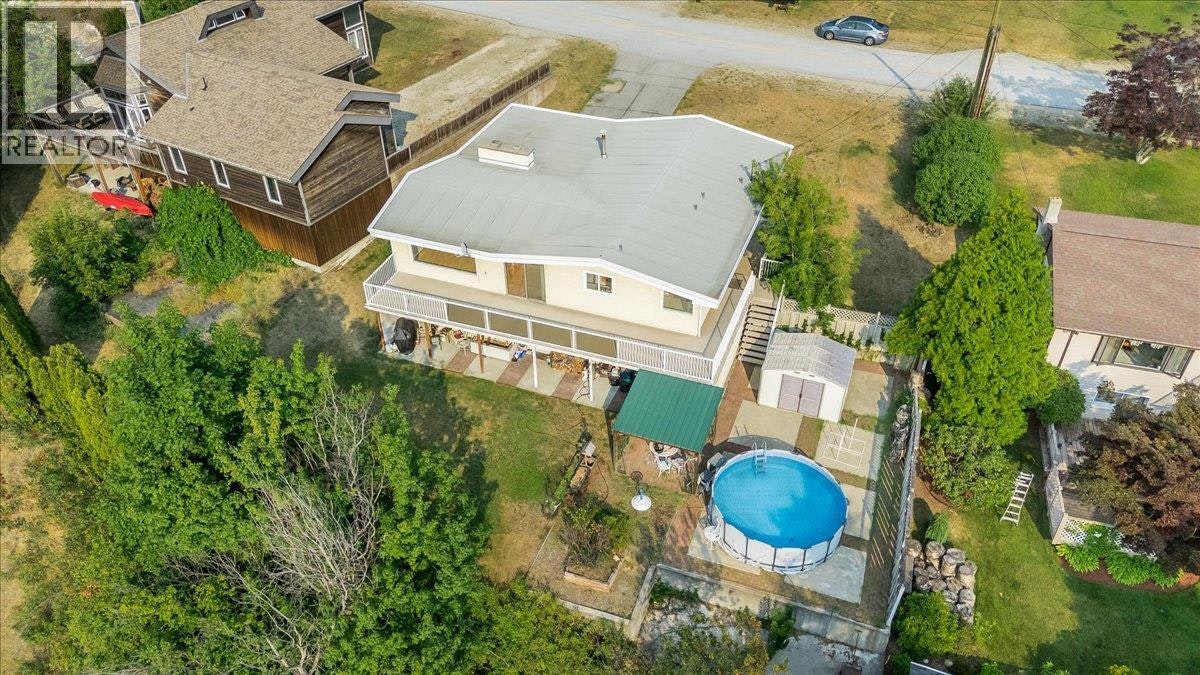 3613 9th Avenue, Castlegar, BC, V1N 2Z6