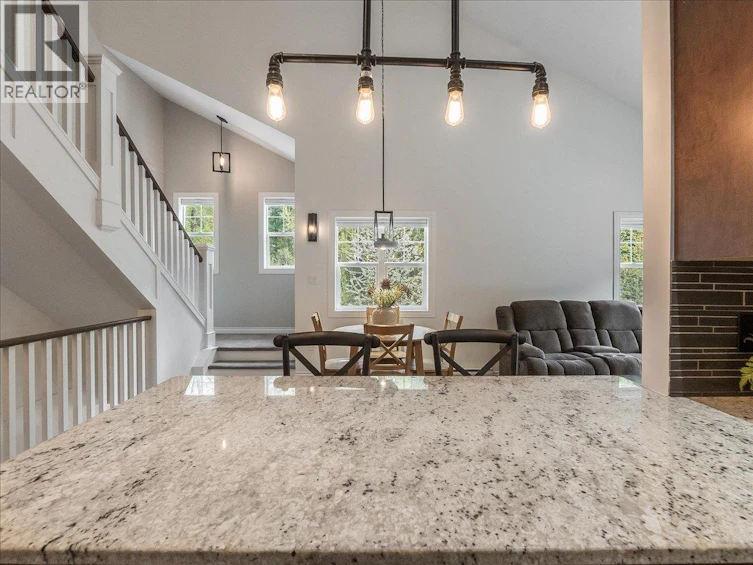 203-2011 Perrier Road, Nelson, BC, V1L 6Y8 - 5