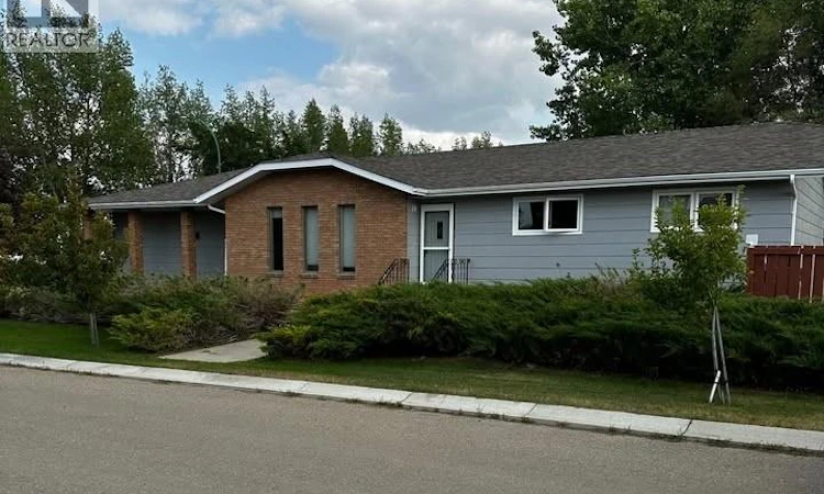 797 4th Street W