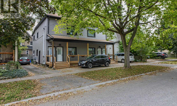 14 Victor Street