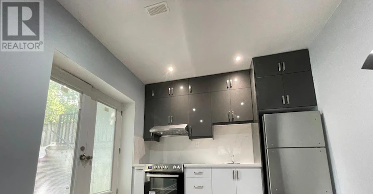 BSMT-11 Lurgan Drive, Toronto, ON, M2N 2G1 - 5