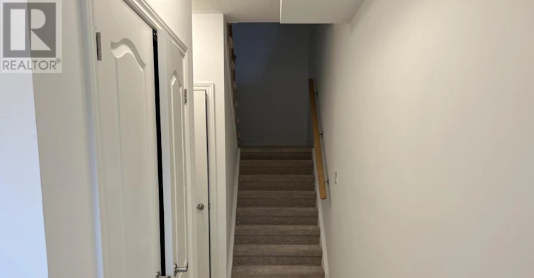 TOP-34 Milson Crescent, Essa, ON, L0M 1B5 - 2