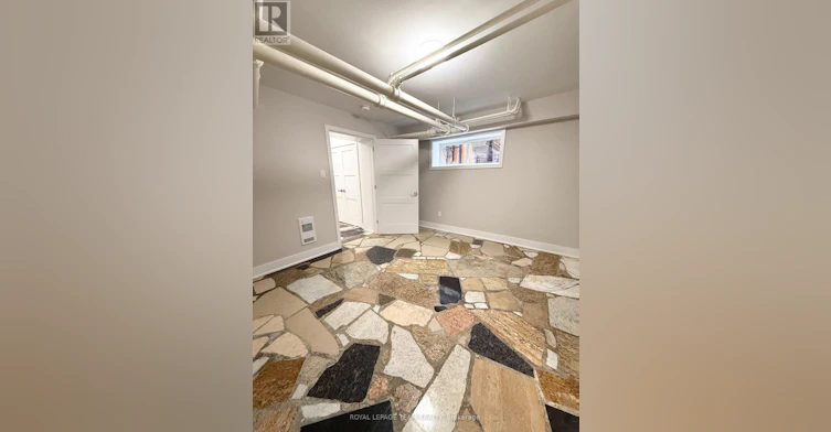 15 A-325 Cooper Street, Ottawa, ON, K2P 0G5 - 14