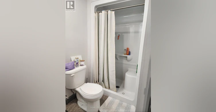 323-2ND Room) 258c Sunview Street, Waterloo, ON, N2L 0H8 - 6
