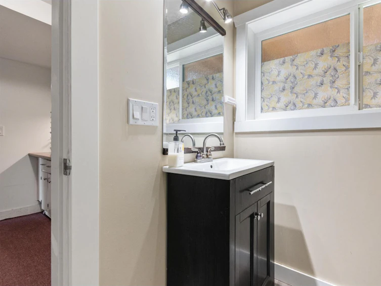 A-46520 Rolinde Crescent, Chilliwack, BC, V2P 6X6 - 8