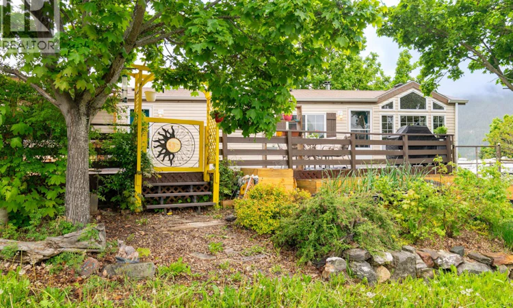12-6696 Sunnybrae Canoe Point Road