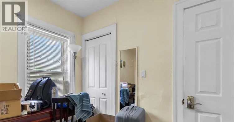 Room 3-609 St. Joseph, Windsor, ON, N9C 3H3 - 13