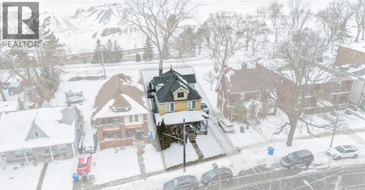 Room 1-3060 Sandwich, Windsor, ON, N9C 1A4 - 39