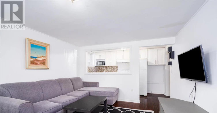 LOWER 1-224 Pickering Street, Toronto, ON, M4E 3J8 - 4