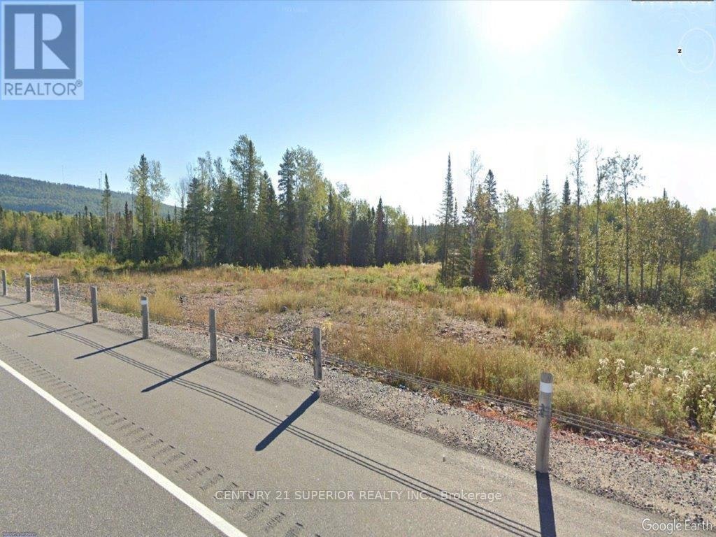 1/2 LT-5 Cantley Drive 11 17 Highway W, Red Rock, ON, P0T 2P0