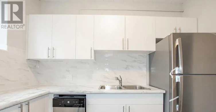 5 Napier Street, St. Catharines, ON, L2R 6B3 - 8