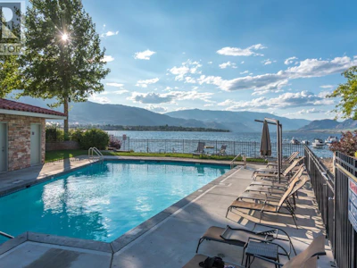 37-7200 Cottonwood Drive - 2