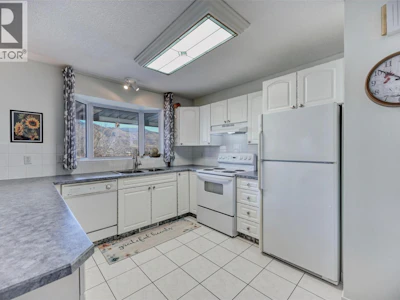 3 Finch Cres Crescent - 5
