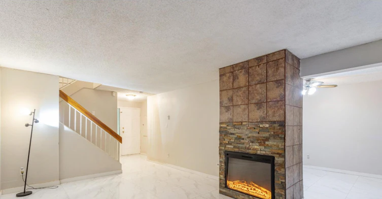 2-9976 149 Street, Surrey, BC, V3R 7W7 - 4