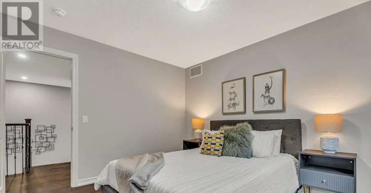 40 Britannia Avenue E, Oshawa, ON, L1L 0C1 - 44