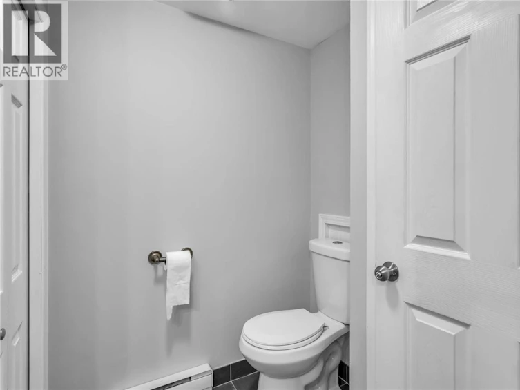 5738 Goudie Road, Kelowna, BC, V1P 1M4 - 81