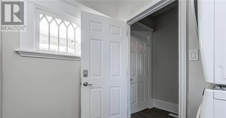 UPPER-200 Park Avenue, Brantford, ON, N3S 5K1 - 13