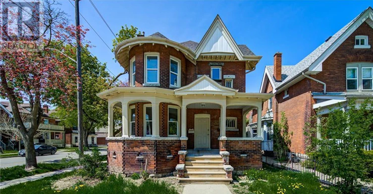 UPPER-200 Park Avenue, Brantford, ON, N3S 5K1