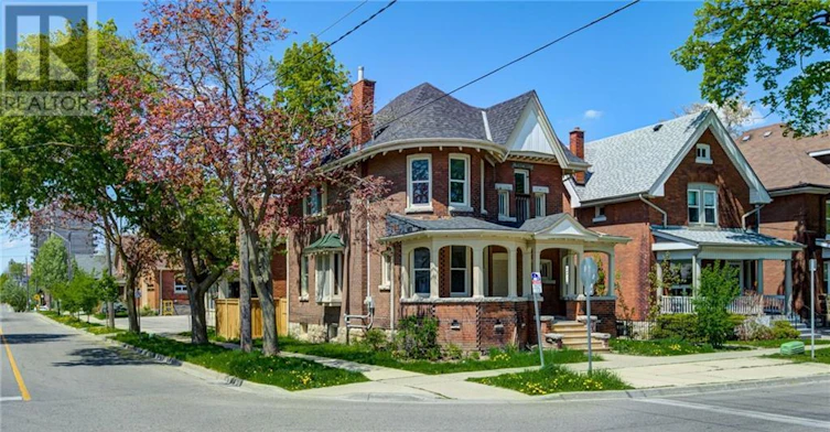 UPPER-200 Park Avenue, Brantford, ON, N3S 5K1 - 4