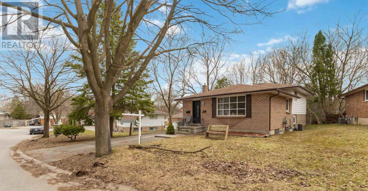 156 Paperbirch Crescent, London, ON, N6G 1L7 - 3