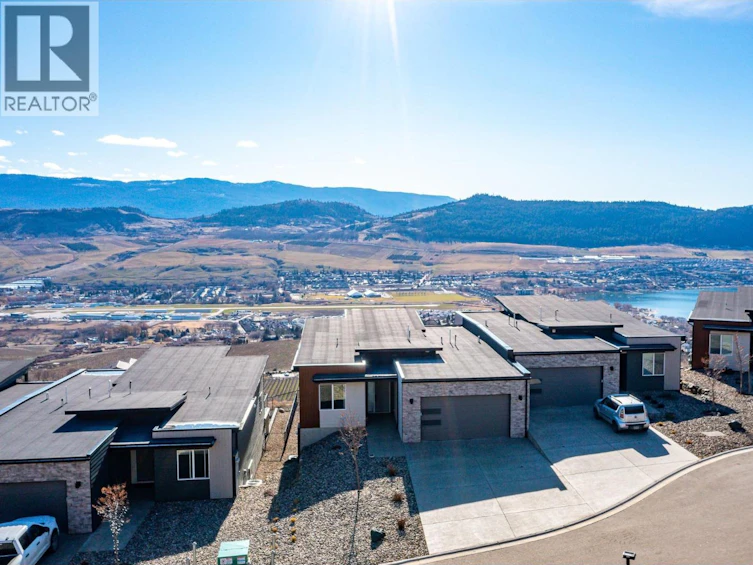 6-7735 Okanagan Hills Boulevard, Vernon, BC, V1H 0A7 - 2
