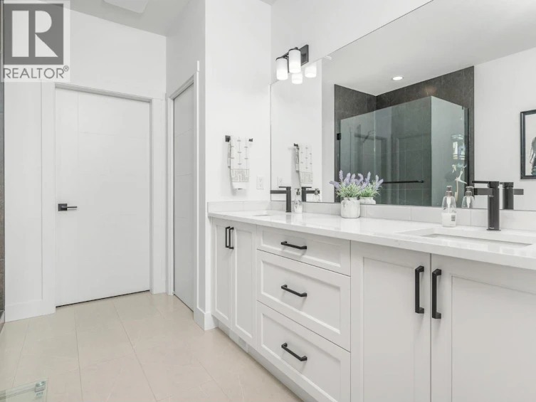 6-7735 Okanagan Hills Boulevard, Vernon, BC, V1H 0A7 - 24