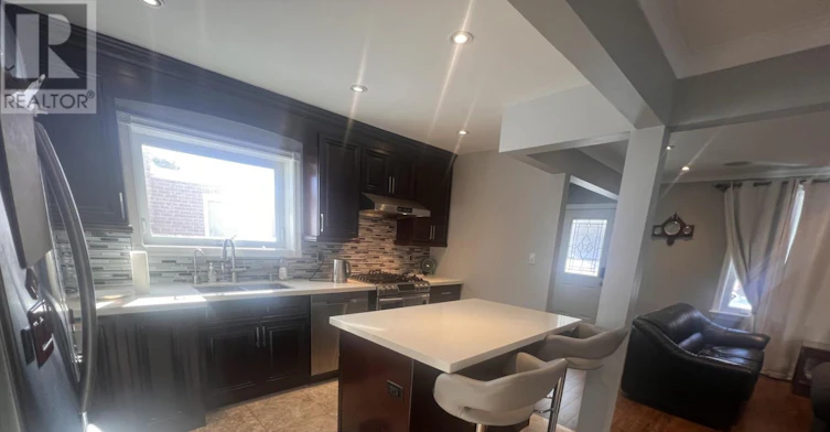 58 Ellendale Drive, Toronto, ON, M1P 1N5 - 6