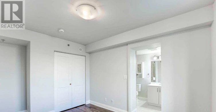 304-5698 Main Street, Niagara Falls, ON, L2G 5Z3 - 24