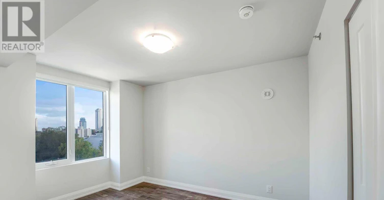 304-5698 Main Street, Niagara Falls, ON, L2G 5Z3 - 19