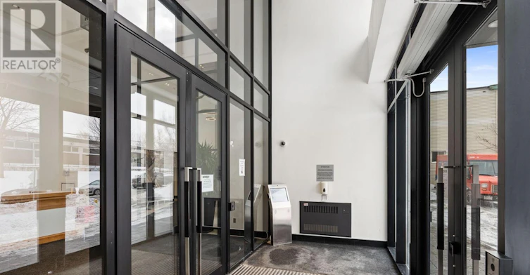 1208-255 Bay Street, Ottawa, ON, K1R 0C5 - 3