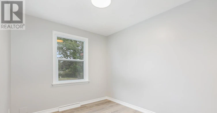 UPPER-201 High Street, Whitby, ON, L1N 5H5 - 6