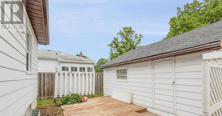 UPPER-201 High Street, Whitby, ON, L1N 5H5 - 13