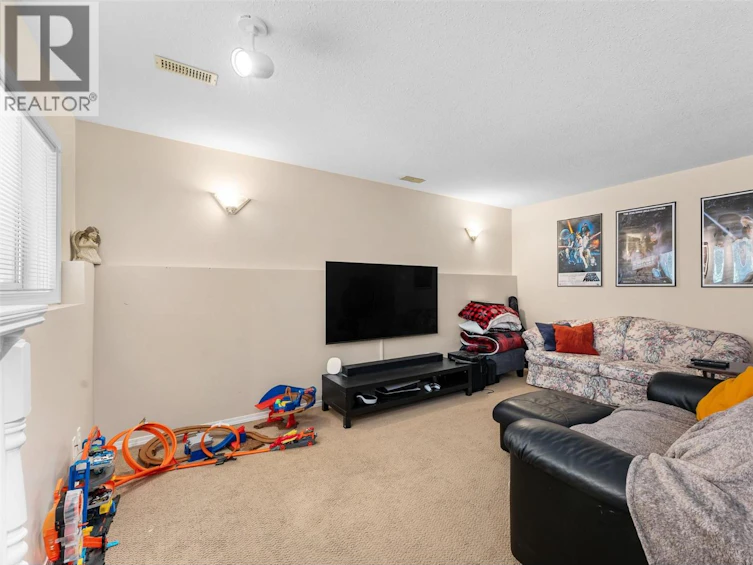 580 N Spruceview Place, Kelowna, BC, V1V 1S7 - 29